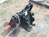 Koppelstuk / adapter t.b.v. loader.