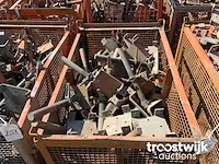 Kopspindels in gitterbox - afbeelding 2 van  3