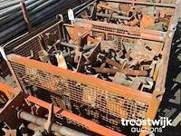 Kopspindels in gitterbox - afbeelding 1 van  3
