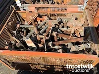 Kopspindels in gitterbox - afbeelding 2 van  3