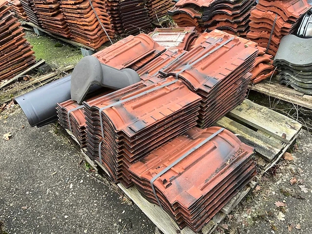 Koramic narvik deest vhv dakpannen (50x) - afbeelding 1 van  10