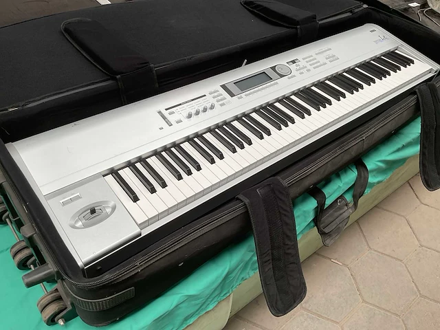 Korg triton le music workstation - afbeelding 1 van  8