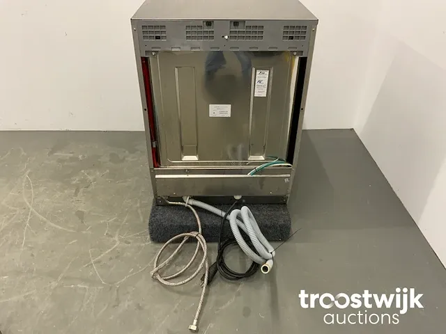 Korvenvaatwasmachine met osmose - afbeelding 2 van  13