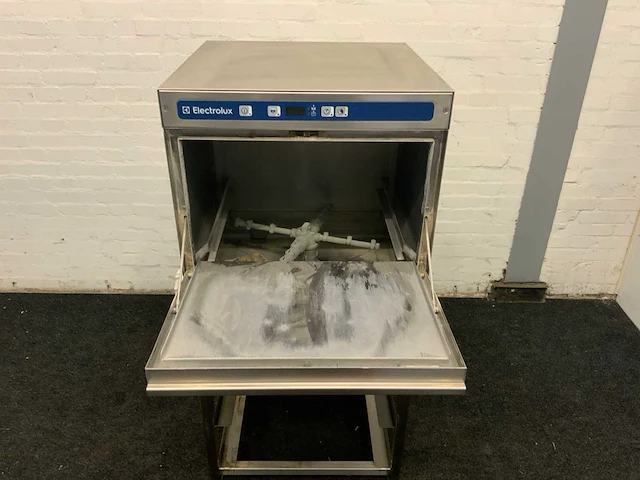 Korvenvaatwasmachine - afbeelding 11 van  12