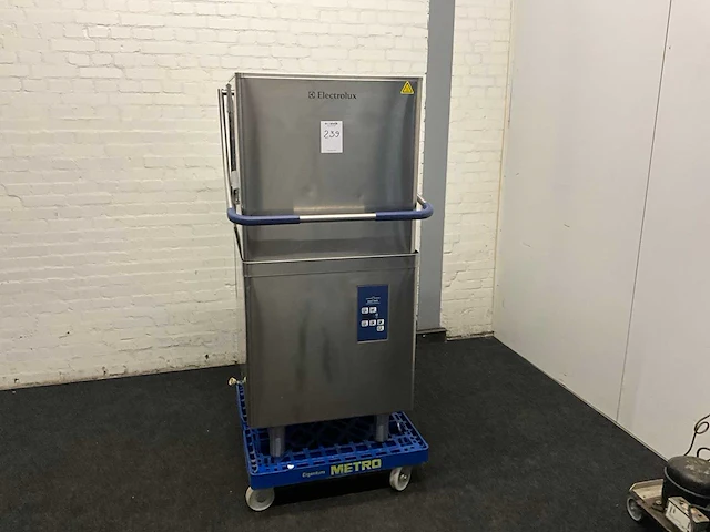 Korvenvaatwasmachine - afbeelding 1 van  11