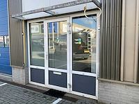 Kozijn met deur - afbeelding 1 van  11