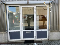 Kozijn met deur - afbeelding 1 van  11