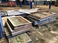 Kozijnen (8x) - afbeelding 1 van  4