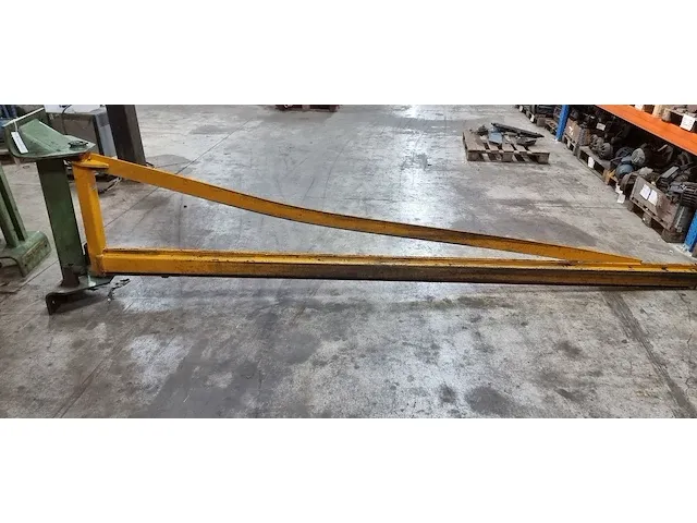 Kr6 demag wandzwenkkraan ± 250 kg armlengte 4.000 mm - afbeelding 1 van  6