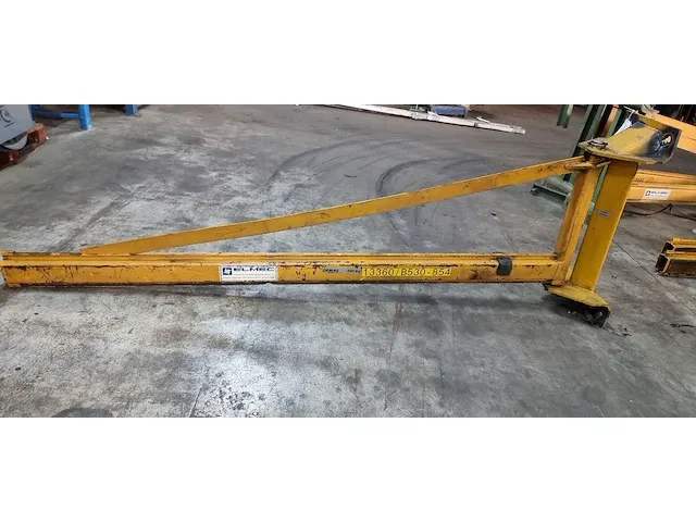 Kr7 demag wandzwenkkraan ± 500kg armlengte 3000 mm - afbeelding 1 van  8