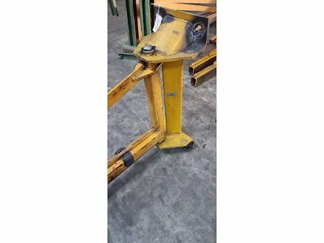 Kr7 demag wandzwenkkraan ± 500kg armlengte 3000 mm - afbeelding 4 van  8