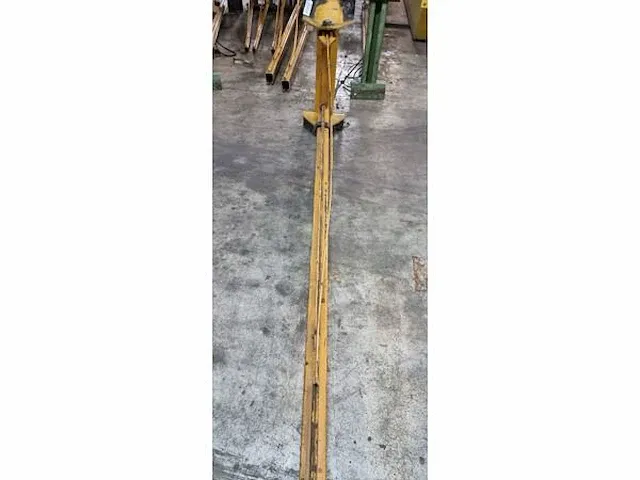 Kr7 demag wandzwenkkraan ± 500kg armlengte 3000 mm - afbeelding 8 van  8