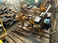 Kraagschroefmachine - afbeelding 1 van  6