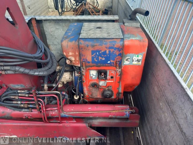Kraanoplegger met kraan en steenklem kwb - kennis, p-504-sti-h / kennis r14, wit, bouwjaar 2008 - afbeelding 6 van  19