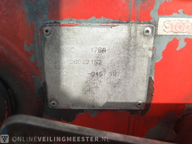 Kraanoplegger met kraan en steenklem kwb - kennis, p-504-sti-h / kennis r14, wit, bouwjaar 2008 - afbeelding 11 van  19
