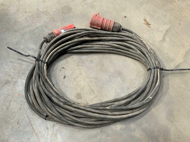 Krachtstroom kabel - afbeelding 1 van  1