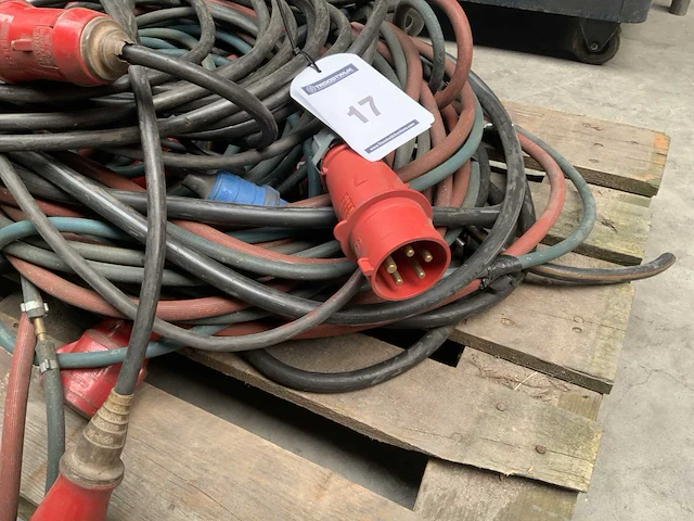 Krachtstroom kabels en gas / zuurstofslang - afbeelding 2 van  2