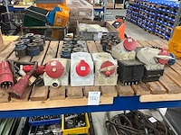 Krachtstroom schakelmateriaal - afbeelding 1 van  4