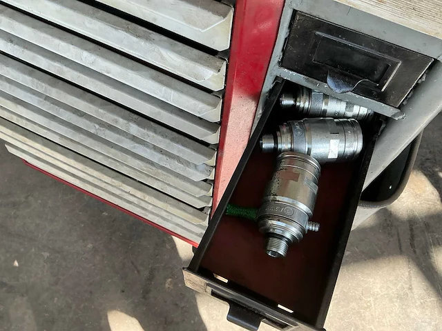 Kraftwerk completo gereedschapswagen met hydrauliek parts - afbeelding 13 van  25