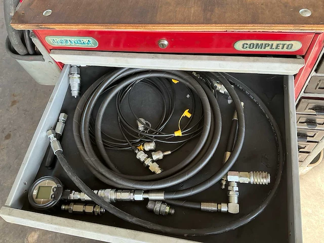 Kraftwerk completo gereedschapswagen met hydrauliek parts - afbeelding 23 van  25