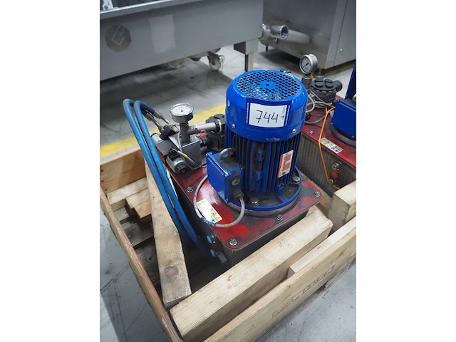 Kramp - afbeelding 1 van  9