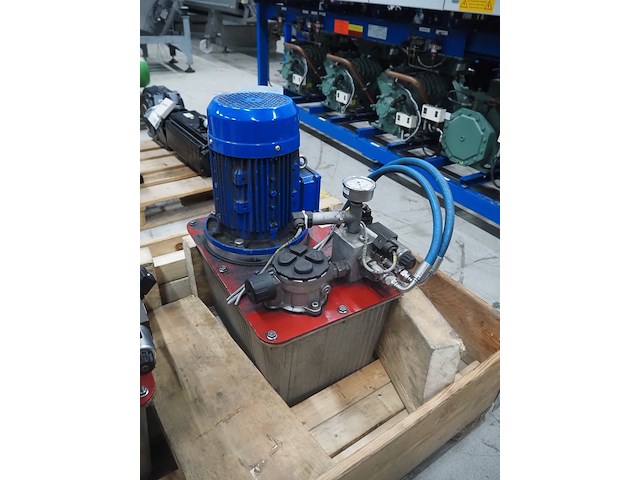 Kramp - afbeelding 3 van  9