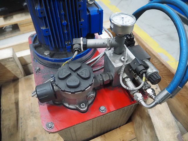 Kramp - afbeelding 5 van  9