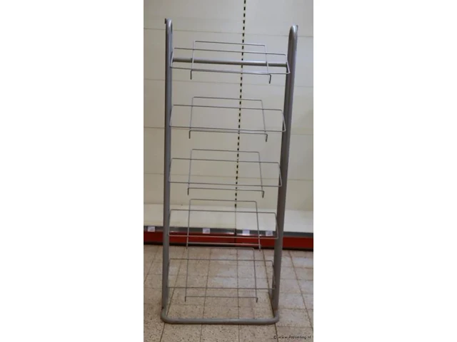 Krantendisplay - 67x40x161cm - afbeelding 2 van  3