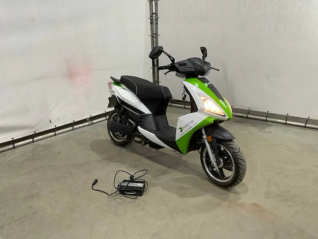 Kreidler - msg - elektrische scooter - afbeelding 2 van  15
