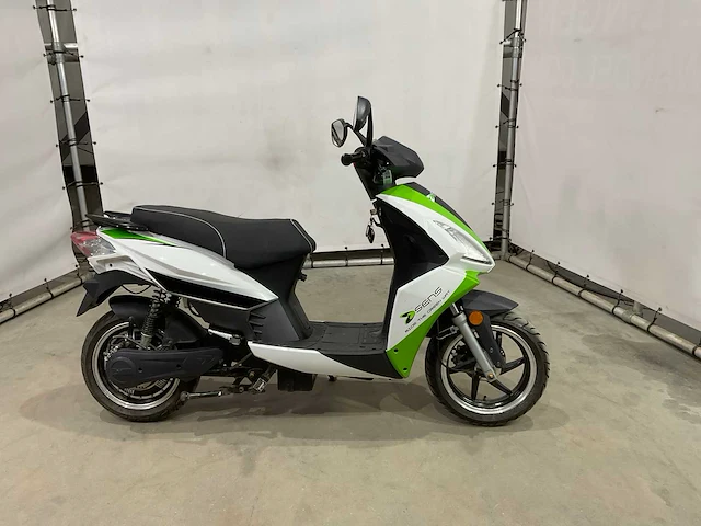 Kreidler - msg - elektrische scooter - afbeelding 6 van  15