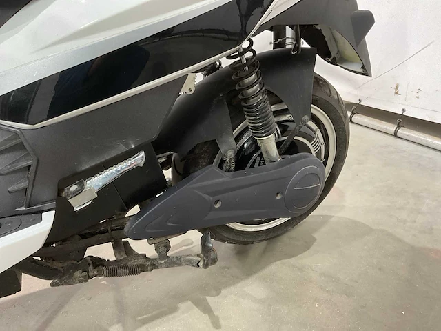 Kreidler - msg - elektrische scooter - afbeelding 9 van  15