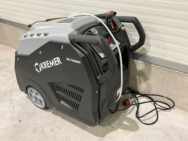 Kremer - 2025 - kr 7300 warm water diesel - hogedrukreiniger - afbeelding 11 van  16