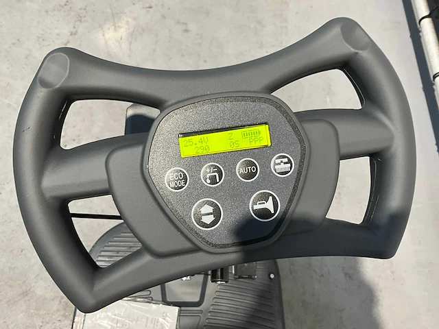 Kremer - 2025 - kr fr 70 - zelfrijdende veegmachine - afbeelding 3 van  19