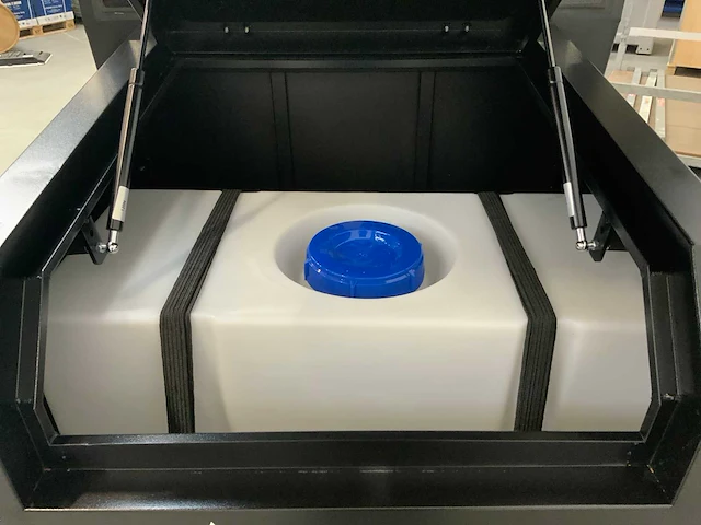 Kremer - 2025 - krs100 - straatveegmachine - afbeelding 11 van  25