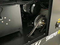 Kremer - 2025 - krs100 - straatveegmachine - afbeelding 13 van  25