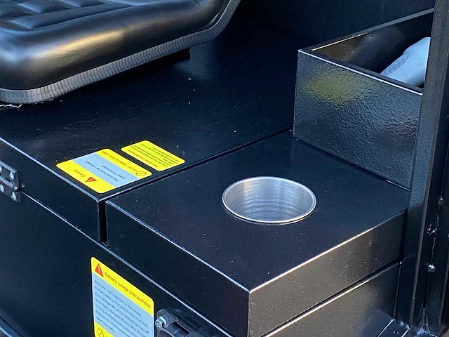 Kremer - 2025 - krs500 - zelfrijdende veegmachine - afbeelding 7 van  23