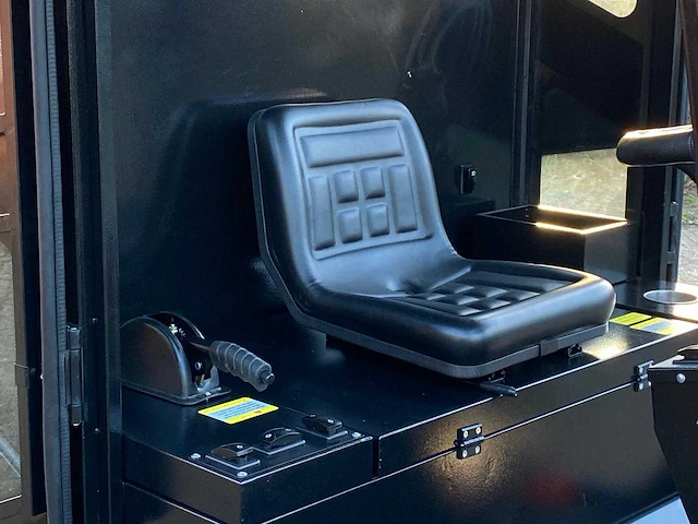 Kremer - 2025 - krs500 - zelfrijdende veegmachine - afbeelding 10 van  23