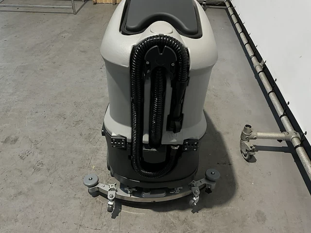Kremer - kr fr 70 - zelfrijdende veegmachine - afbeelding 5 van  17