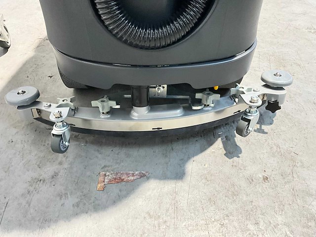 Kremer - kr-fr70 - opzit schrobmachine 2025 - afbeelding 16 van  17