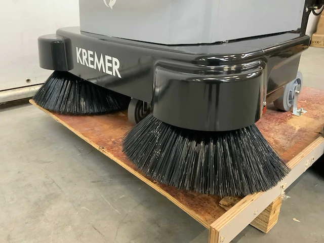 Kremer krs30 veegmachine - afbeelding 6 van  7
