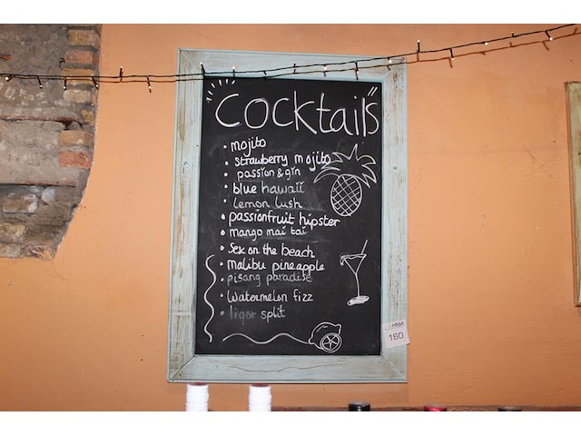 Krijtbord. afmeting 65 x 90 cm. - afbeelding 1 van  2