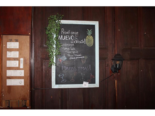 Krijtbord. afmeting 65 x 90 cm. - afbeelding 2 van  2