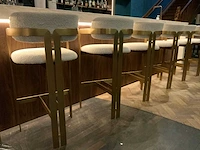 Krion by zw interior - bar taj mahal look - afbeelding 6 van  15