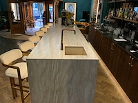 Krion by zw interior - bar taj mahal look - afbeelding 8 van  15