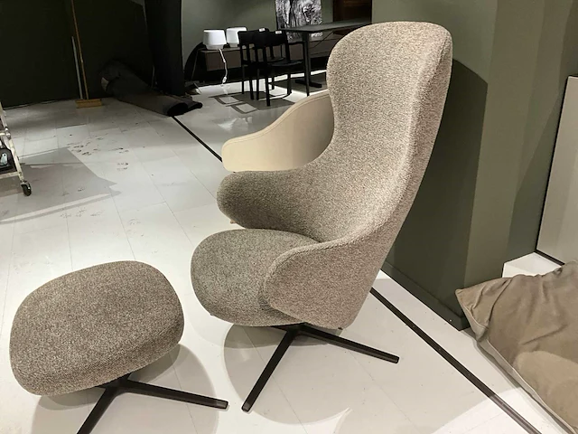 Kristalia dua relaxfauteuil inclusief voetbank - afbeelding 6 van  9