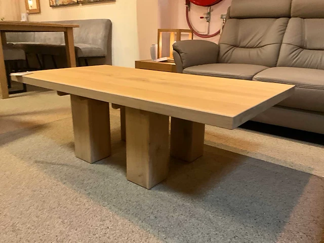 Kristel eiken salontafel - afbeelding 1 van  6