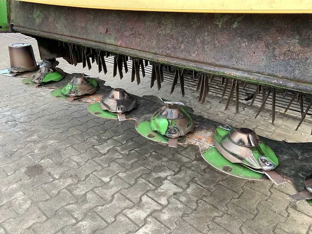 Krone big m 400 maaimachine - afbeelding 6 van  58