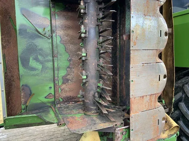 Krone big m 400 maaimachine - afbeelding 17 van  58