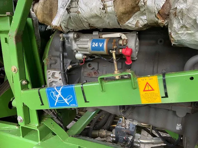 Krone big m 400 maaimachine - afbeelding 38 van  58