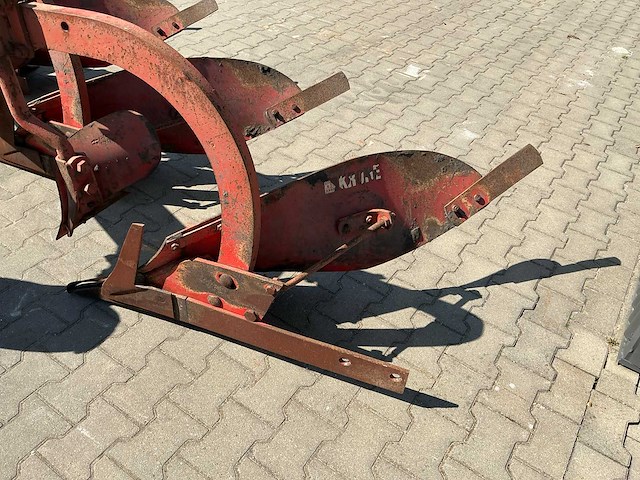 Krone fidux 140/4 ploeg 4 schaar - afbeelding 5 van  7